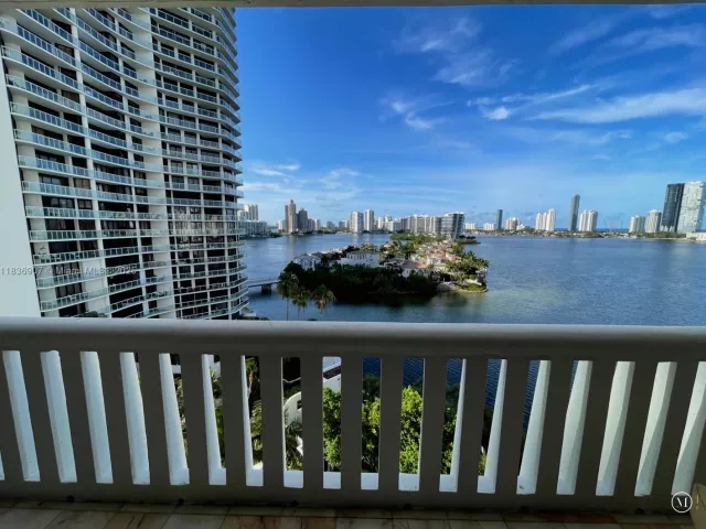 Продажа квартиры #1103 - фото 6298703