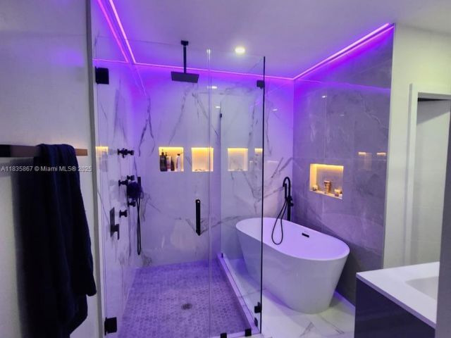 Продажа дома по адресу 817 NW 17th St - фото 6266281