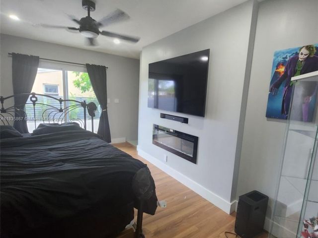 Продажа дома по адресу 817 NW 17th St - фото 6266287