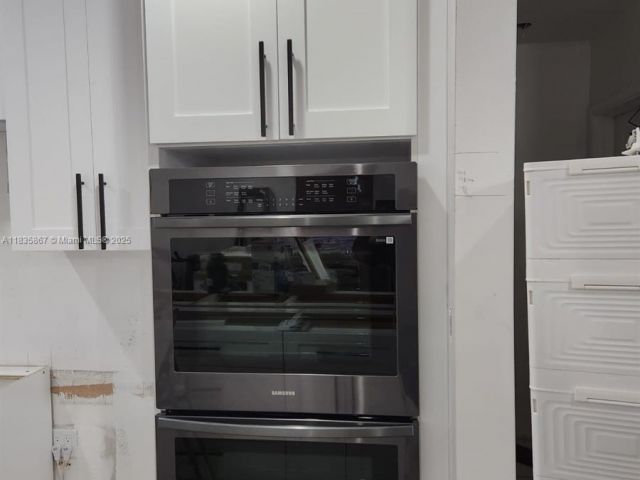 Продажа дома по адресу 817 NW 17th St - фото 6266291