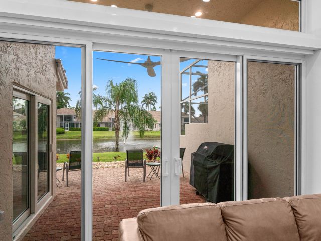 Дом в аренду по адресу 5097 Windsor Parke Drive - фото 6264525