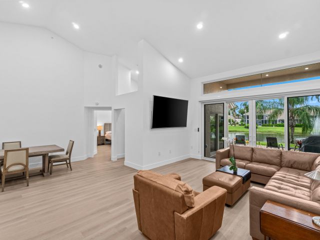 Дом в аренду по адресу 5097 Windsor Parke Drive - фото 6264528