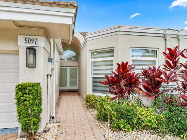 Дом в аренду по адресу 5097 Windsor Parke Drive - фото 6264531