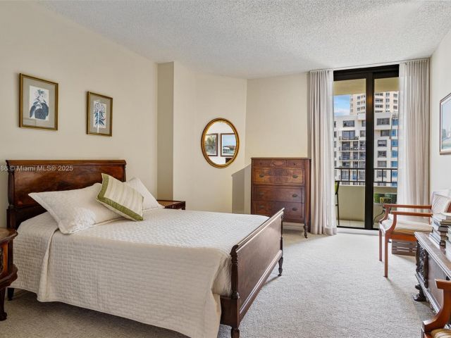 Продажа квартиры #A1404 - фото 6278663