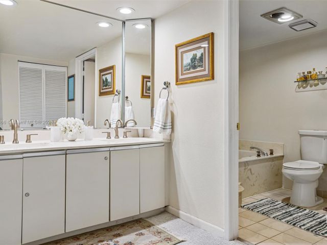 Продажа квартиры #A1404 - фото 6278665