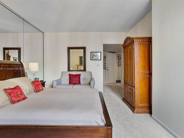 Продажа квартиры #A1404 - фото 6278666