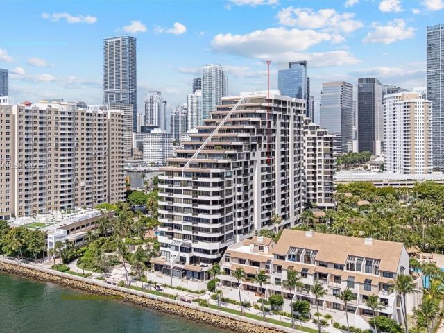 Продажа квартиры #A1404 - фото 6278670