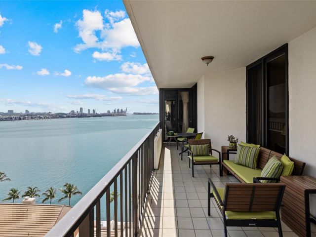 Продажа квартиры #A1404 - фото 6278673