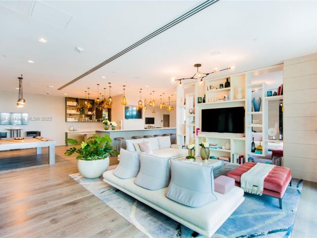 Продажа квартиры #2205 - фото 6268329