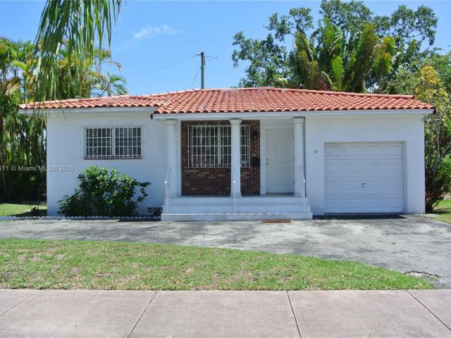 Дом в аренду по адресу 16 Malaga Ave - фото 6265309