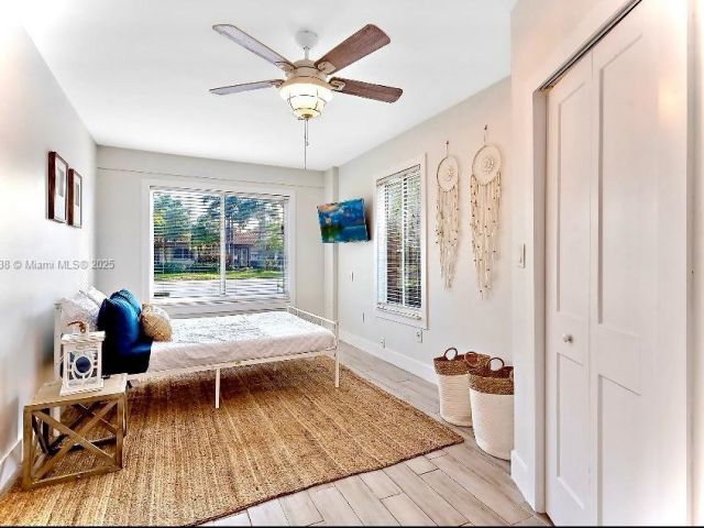 Дом в аренду по адресу 2233 SE 13th St 2233 - фото 7478593