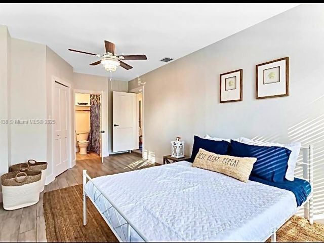 Дом в аренду по адресу 2233 SE 13th St 2233 - фото 7478601