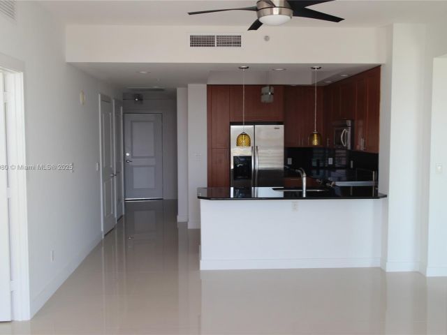 Квартира в аренду номер - фото 6265445