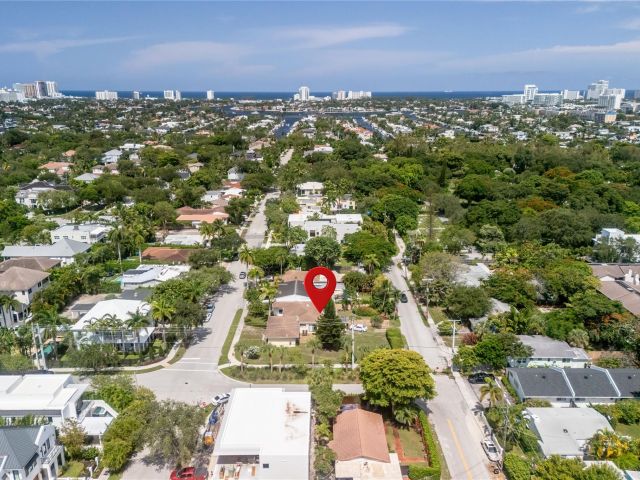 Продажа дома по адресу 904 SE 11th Ct - фото 6280641