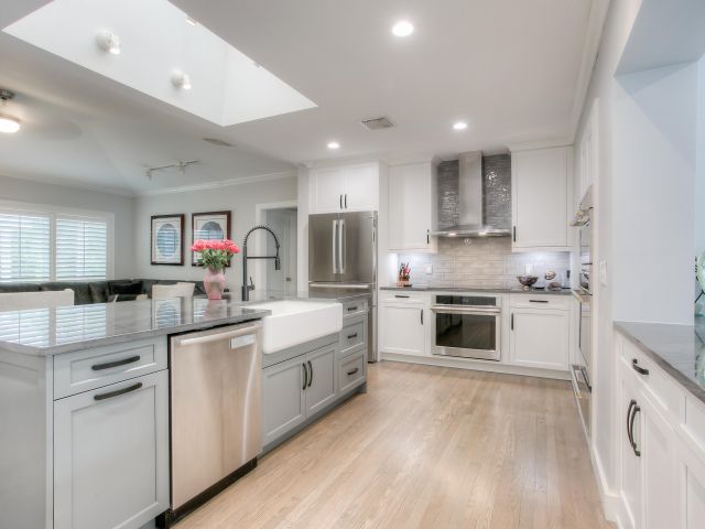 Продажа дома по адресу 322 NW 16th Street - фото 6267080