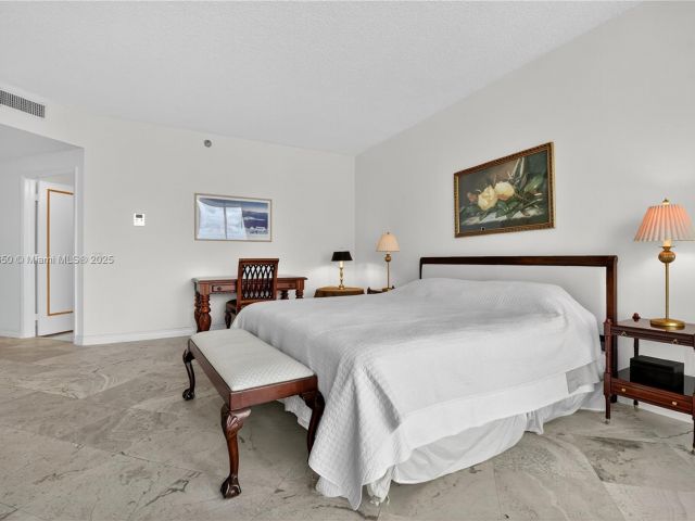 Продажа квартиры #1505 - фото 6287309