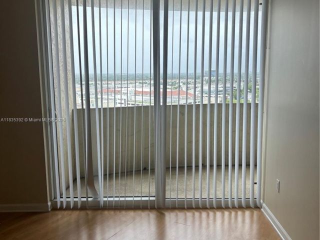 Продажа квартиры #1611 - фото 6269315