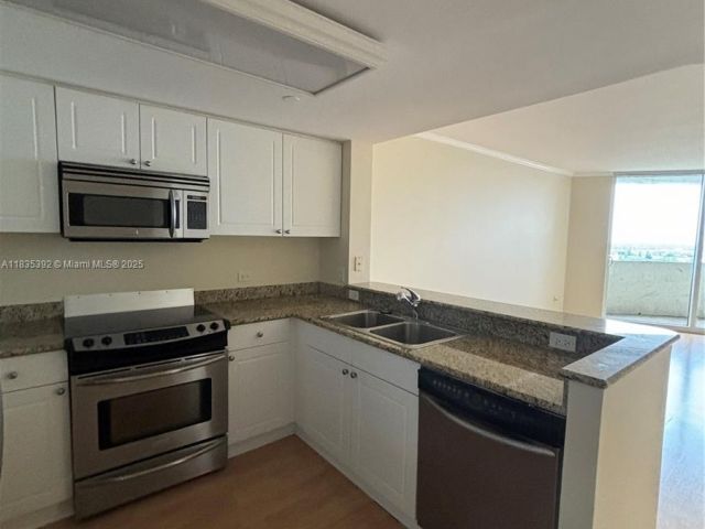 Продажа квартиры #1611 - фото 6269320