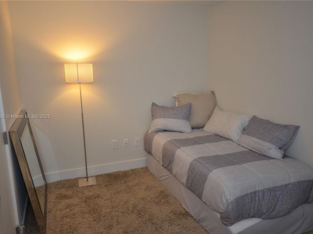 Квартира в аренду номер2820 - фото 6269098