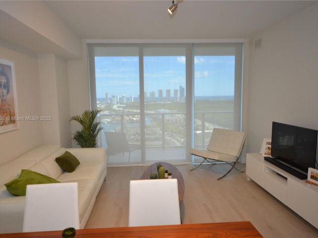 Квартира в аренду номер2820 - фото 6269101