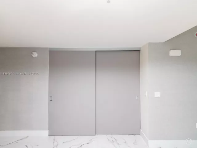 Продажа квартиры #5-1605 - фото 6268004