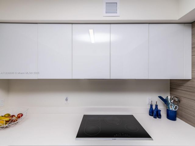 Продажа квартиры #5-1605 - фото 6268006