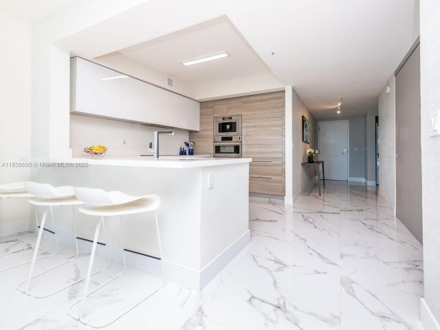 Продажа квартиры #5-1605 - фото 6268012