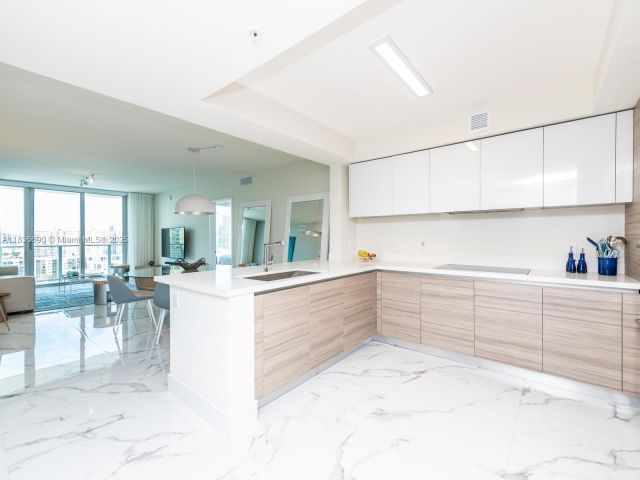 Продажа квартиры #5-1605 - фото 6268015