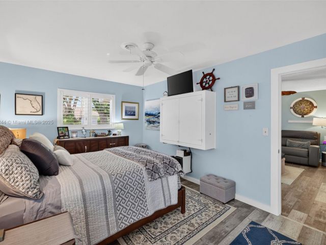 Продажа дома по адресу 5555 NE 20th Ter - фото 6285415