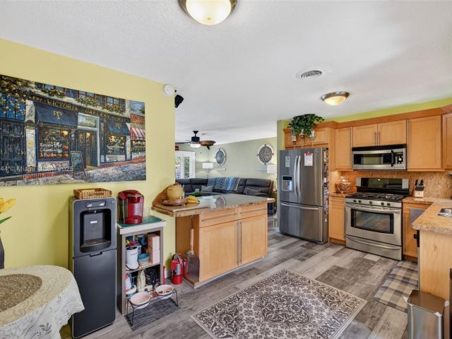 Продажа дома по адресу 5555 NE 20th Ter - фото 6285418