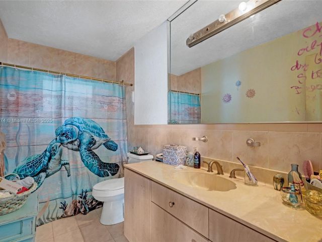 Продажа дома по адресу 12763 SW 45th Ter - фото 6265992