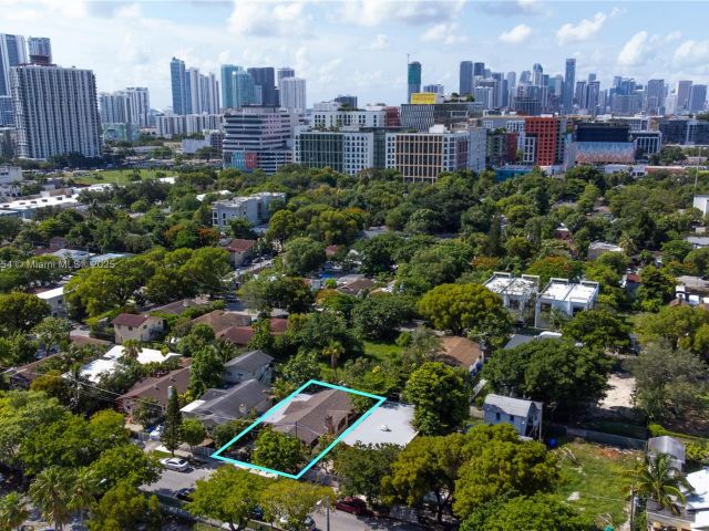 Продажа дома по адресу 138 NW 34th St - фото 6265981