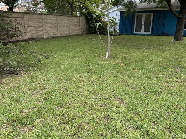 Продажа дома по адресу 2622 NW 47th St - фото 6265966