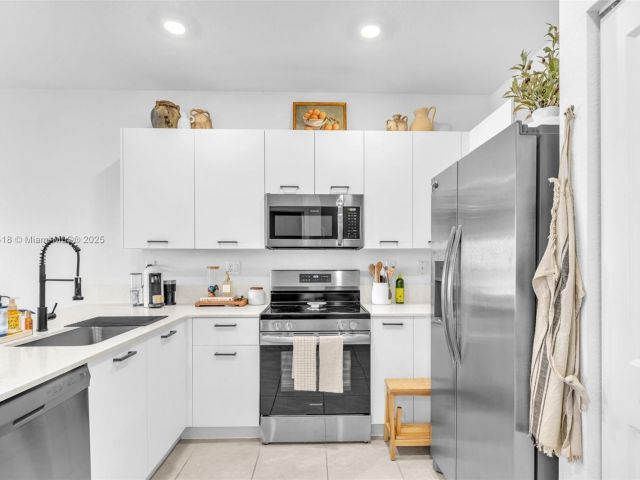 Продажа дома по адресу 12586 NW 22nd Pl 12586 - фото 6266551