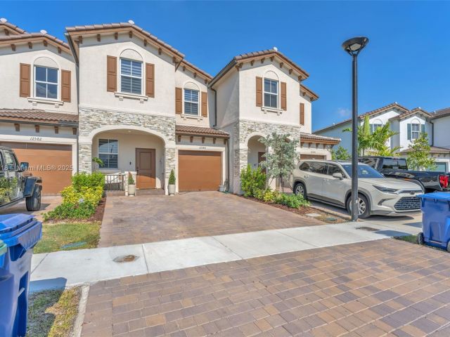 Продажа дома по адресу 12586 NW 22nd Pl 12586 - фото 6266567