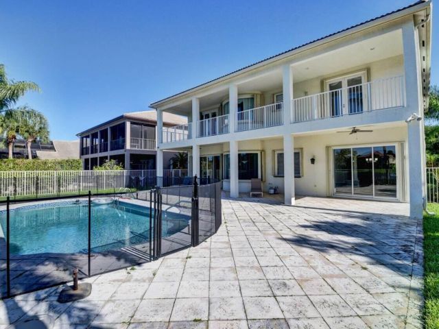 Дом в аренду по адресу 9544 Barletta Winds Pt Point - фото 6536692