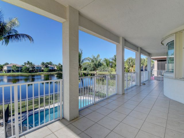 Дом в аренду по адресу 9544 Barletta Winds Pt Point - фото 6536693