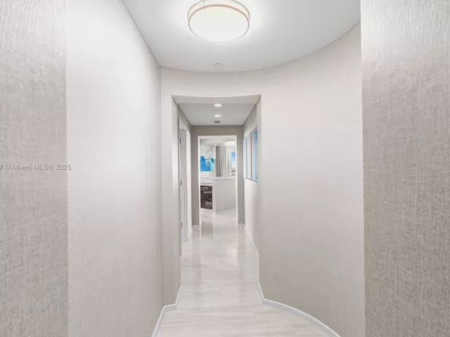 Продажа квартиры #R2205 - фото 6268484