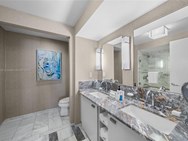 Продажа квартиры #R201 - фото 6268457