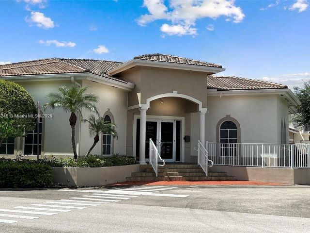 Дом в аренду по адресу 14162 SW 260th St 104 - фото 6266471