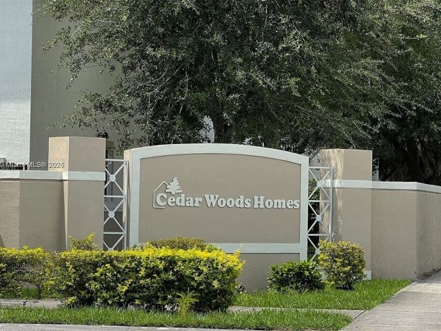 Дом в аренду по адресу 14162 SW 260th St 104 - фото 6266476