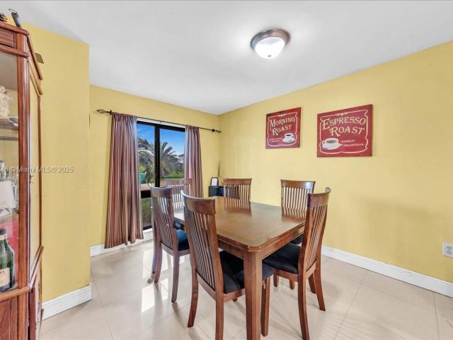 Продажа дома по адресу 5287 NW 193rd Ln - фото 6266339