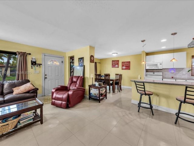 Продажа дома по адресу 5287 NW 193rd Ln - фото 6266341