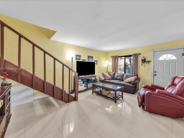 Продажа дома по адресу 5287 NW 193rd Ln - фото 6266342