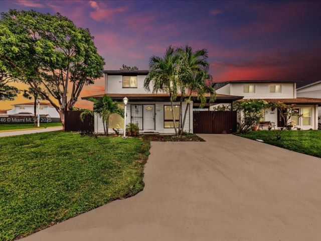 Продажа дома по адресу 5287 NW 193rd Ln - фото 6266346