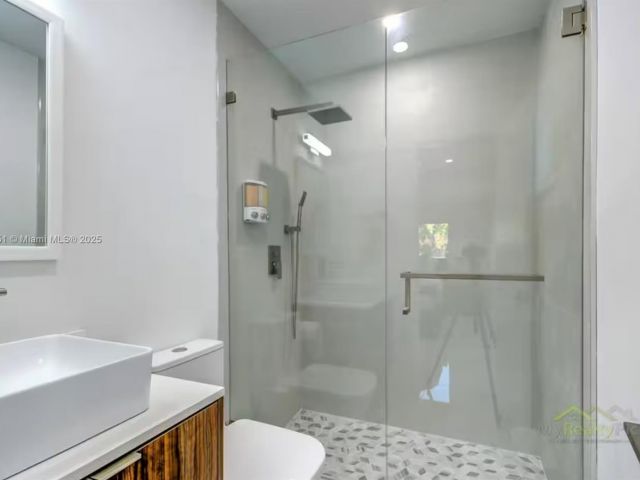 Дом в аренду по адресу 10010 SW 162nd St - фото 6266626