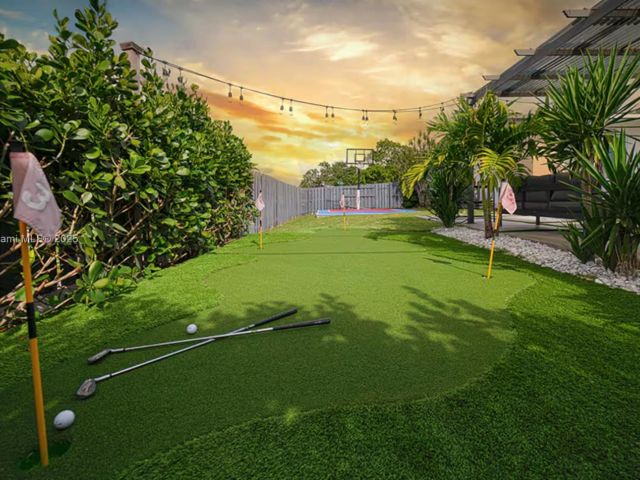 Дом в аренду по адресу 10010 SW 162nd St - фото 6266641