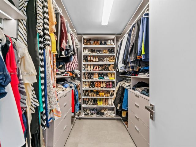 Продажа дома по адресу 9033 Emerson Ave - фото 6274095