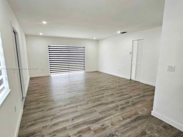 Продажа дома по адресу 12219 SW 198th Ter - фото 6284155