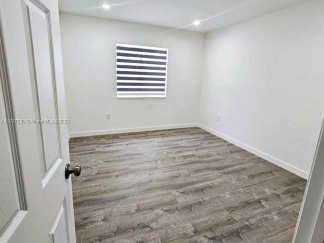 Продажа дома по адресу 12219 SW 198th Ter - фото 6284156